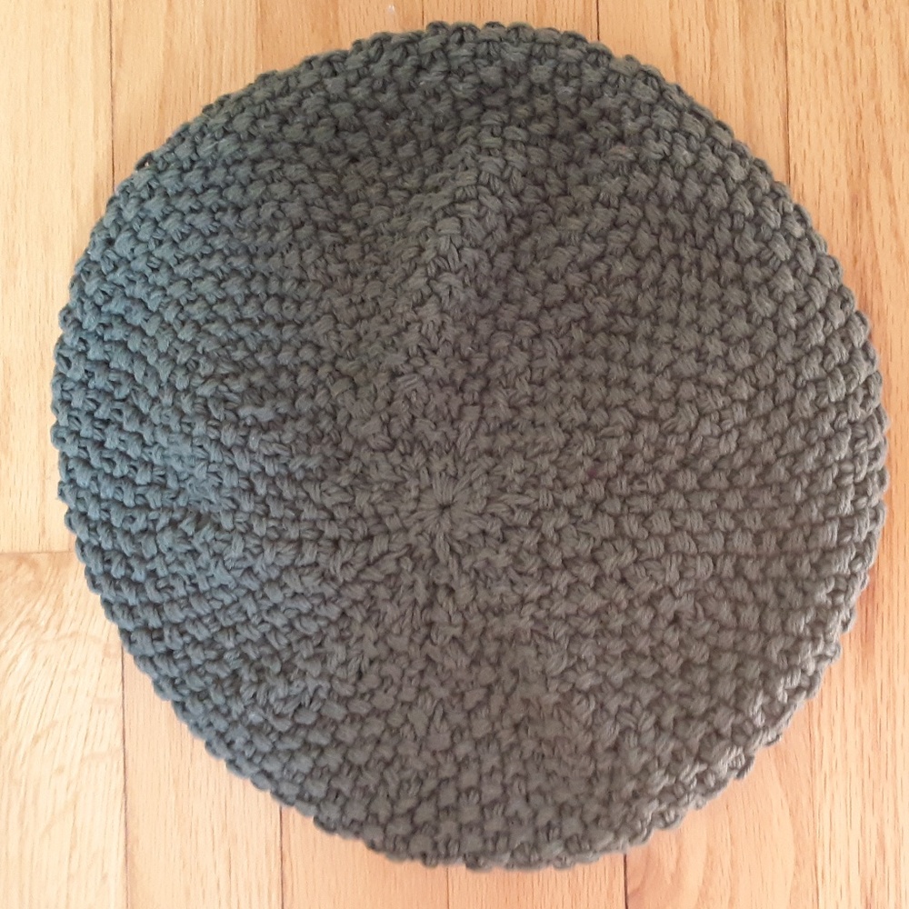 Pins & Needles Beret